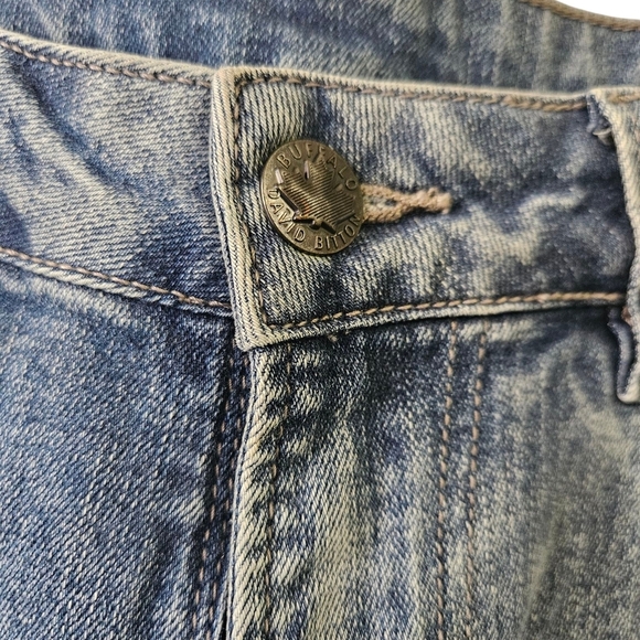 Buffalo David Bitton Women's Size 34  Blue Wide Leg Pants with Casual Fading - Picture 5 of 11